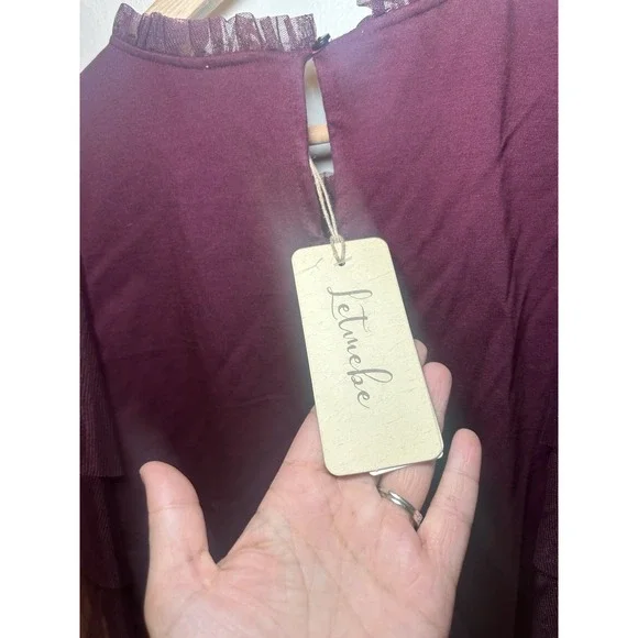 Anthropologie Women's Let Me Be Sequined Embroidered Top Burgundy NWT - Picture 8 of 9